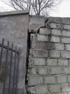 muro contenimento pericolante