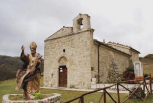 Santuario di Papa Giovanni Paolo II San Pietro della Ienca aq