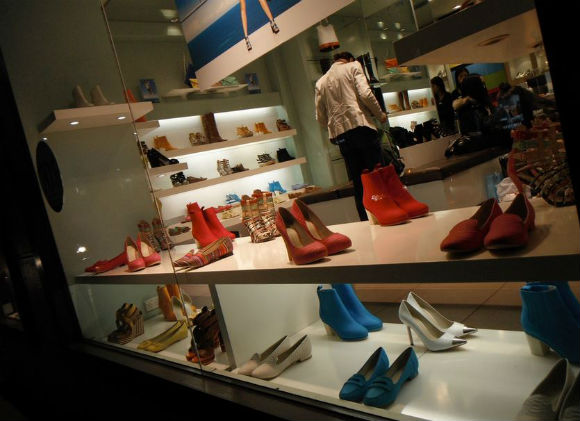 negozi di scarpe sportive